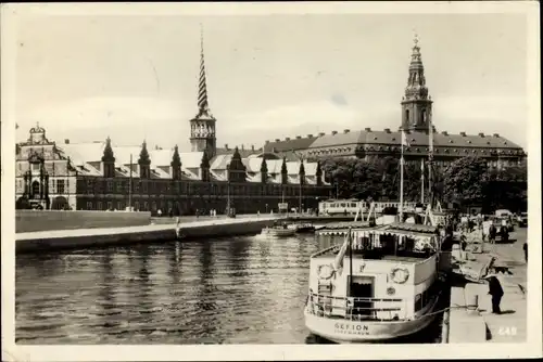 Ak København Kopenhagen Dänemark, Boersen og Christiansborg slot