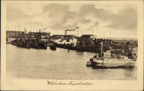 Ak Deutsche Kriegsschiffe im Torpedobootshafen Wilhelmshaven, Kaiserliche Marine