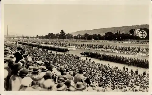 Ak Stuttgart in Württemberg, 15. Deutsches Turnfest 1933, Aufstellung der Fahnen