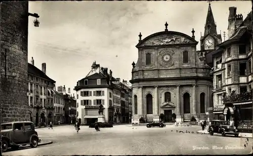 Ak Yverdon les Bains Kanton Waadt, Place Pestalozzi