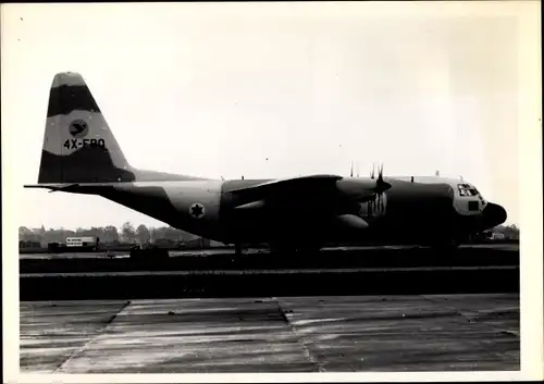 Foto US Amerikanisches ? Militärflugzeug, Lockheed C 130