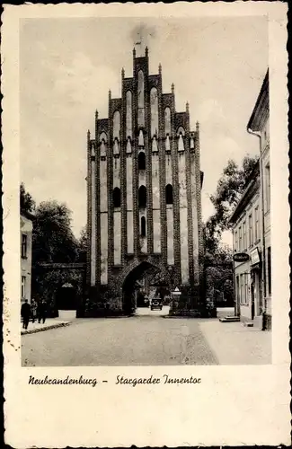 Ak Neubrandenburg in Mecklenburg, Stargarder Innentor