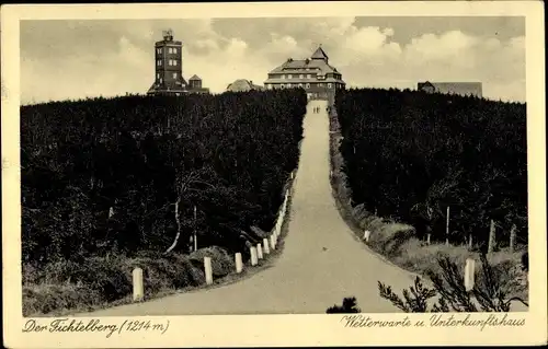 Ak Oberwiesenthal im Erzgebirge, Fichtelberg, Wetterwarte u. Unterkunftshaus