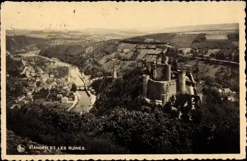 Ak Vianden Luxemburg, Ort mit Ruinen