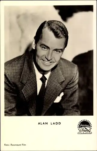 Ak Schauspieler Alan Ladd, Portrait, Paramount Film