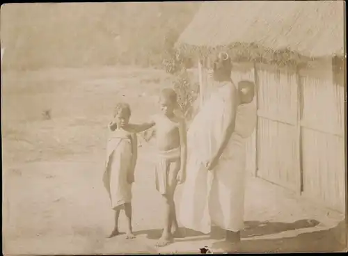Foto Ankimba Madagaskar, Betsileo, Frau und Kinder, 1902