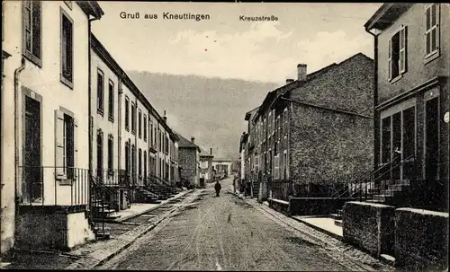 Ak Knutange Kneuttingen Lothringen Moselle, Kreuzstraße