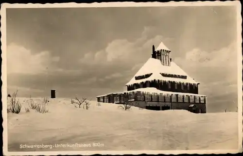 Ak Neuhausen im Erzgebirge, Winterpartie, Berggasthaus Schwartenberg