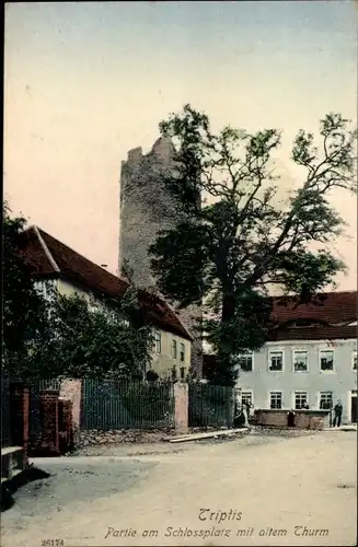 Ak Triptis in Thüringen, Partie am Schlossplatz mit altem Turm