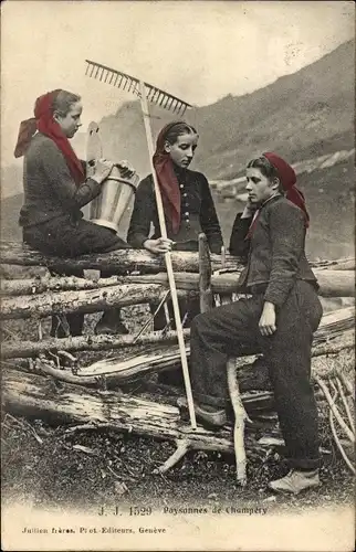 Ak Champéry Kanton Wallis Schweiz, Paysannes, Costumes