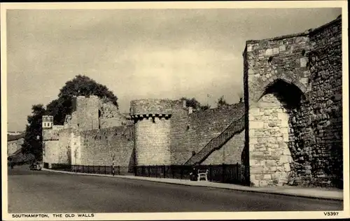 Ak Southampton Hampshire England, The Old Walls