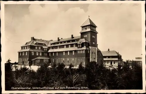 Ak Oberwiesenthal im Erzgebirge, Fichtelberg, Unterkunftshaus