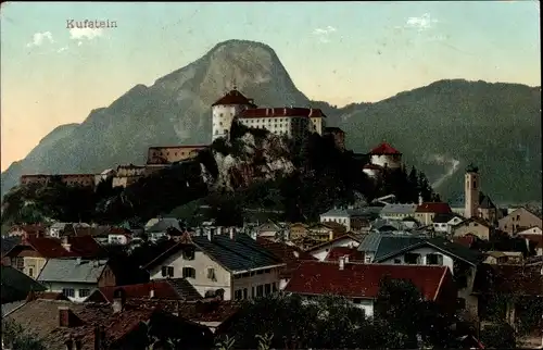 Ak Kufstein in Tirol, Panorama der Ortschaft, Burg