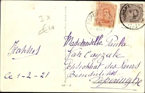 Künstler Ak Mädchen mit Puppe auf einer Wiese