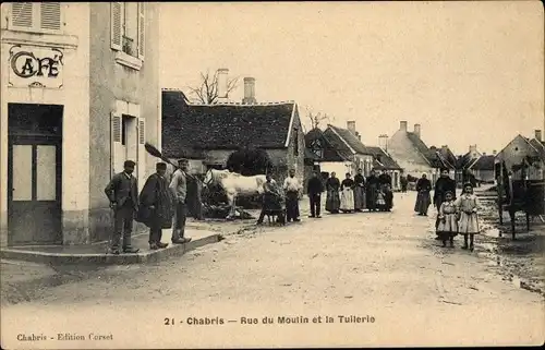 Ak Chabris Indre, Rue du Moulin et la Tuilerie, Cafe