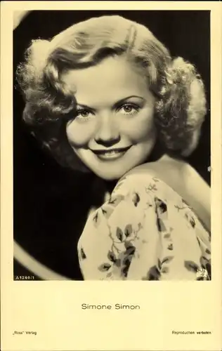 Ak Schauspielerin Simone Simon, Portrait