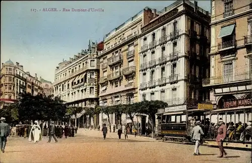 Ak Alger Algerien, Rue Dumont d'Urville, Straßenbahn, Passanten