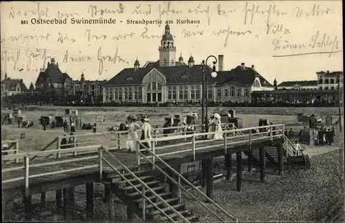 Ak Świnoujście Swinemünde Pommern, Strandpartie am Kurhaus