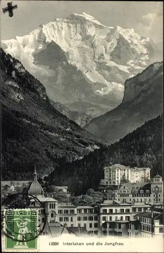 Ak Interlaken Kanton Bern Schweiz, Stadtansicht mit der Jungfrau