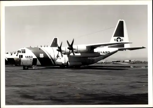 Foto US Amerikanisches Militärflugzeug, Lockheed C 130, 1453, Coast Guard