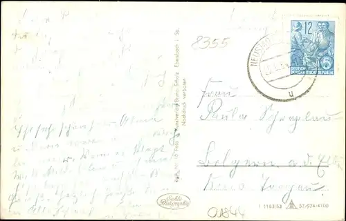 Ak Neustadt in Sachsen, Bahnhofstraße mit Geschäfts- und Wohnhäusern, Passanten