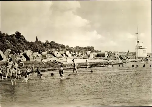 Ak Altefähr auf Rügen, Strand