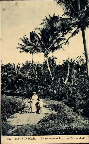 Ak Madagaskar, En route pour la visite d'un malade
