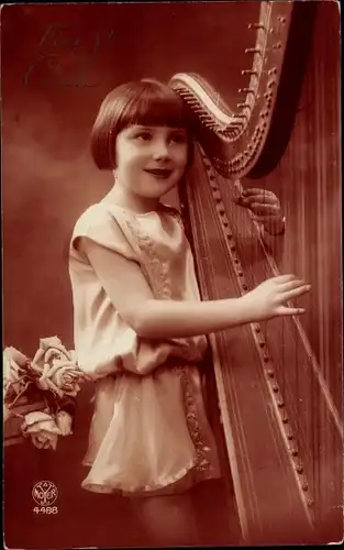 Ak Mädchen spielt Harfe, Musikinstrument, Blumen