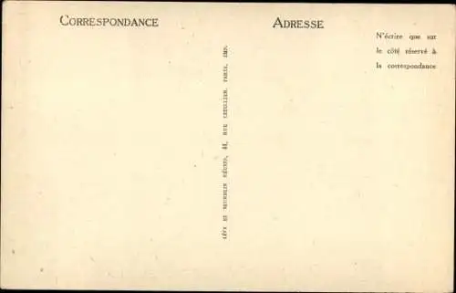 Ak Concarneau Finistère, Le Port, la peche du Thon, debarquement du poisson sur la digue