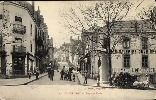 Ak Le Creusot Saône et Loire, Rue des Ecoles