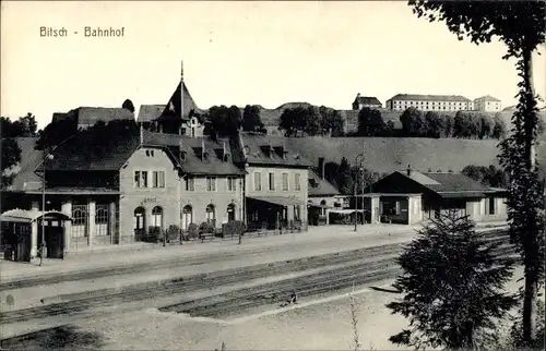 Ak Bitche Bitsch Lothringen Moselle, Bahnhof, Gleisansicht