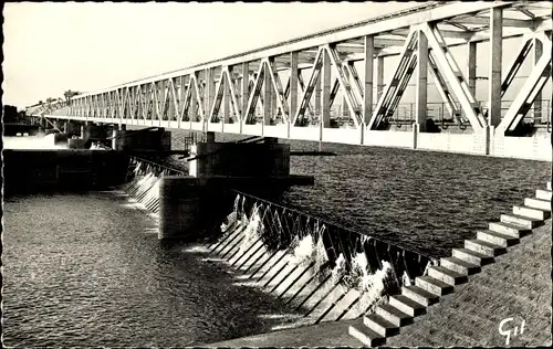 Ak Markala Ségou Sudan, Barrage de Sansanding