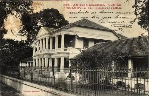 Ak Conakry Guinea, vue générale du Palais de Justice