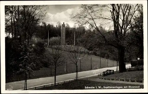 Ak Schwelm in Westfalen, Sophienanlagen mit Ehrenmal