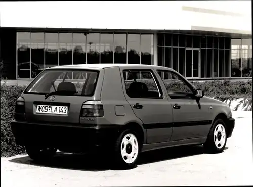 Foto Volkswagen PKW, VW Golf CL, Modelljahr 1992, Kennzeichen WOB-LA 143