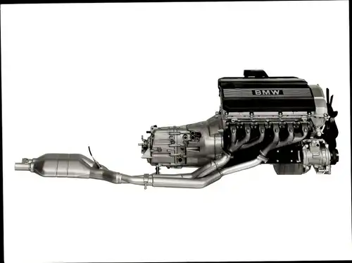 Foto BMW 5er-Reihe, BMW 520i und BMW 525i mit Vierventiltechnik, Werkfoto