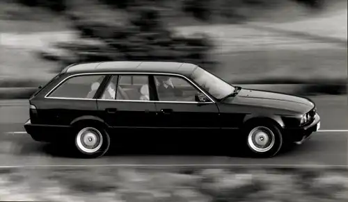 Foto BMW 5er Turbodiesel, auch als 525 tds touring, Werkfoto