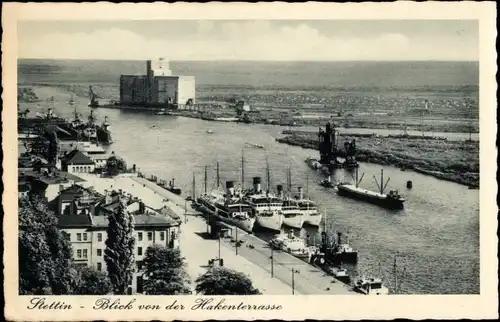 Ak Szczecin Stettin Pommern, Blick von der Hakenterrasse auf den Hafen, Dampfer