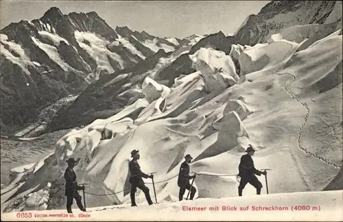 Ak Grindelwald Kanton Bern Schweiz, Bergsteiger im Eismeer, Aufstieg zum Schreckhorn
