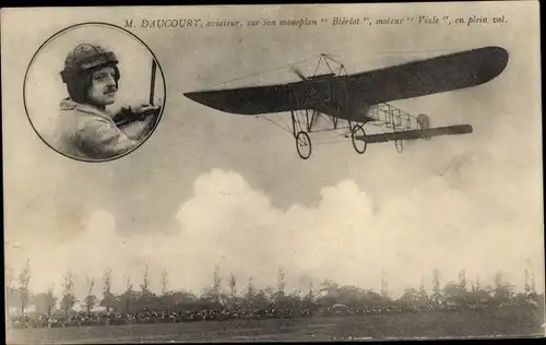 Ak M. Dauvourt, aviateur, sur son monoplan Bleriot, Flugpionier