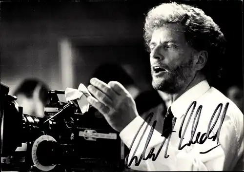 Ak Regisseur Dr. Dieter Wedel, Portrait, Kamera, Autogramm