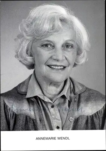 Ak Schauspielerin Annemarie Wendl als Else Kling, Lindenstraße, Portrait, Autogramm