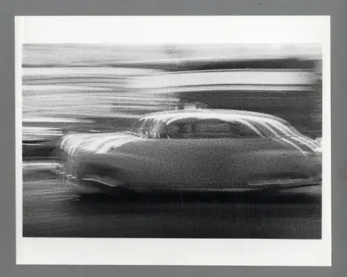 Maurice Tabard. Original-Photographie. 1970er Jahre, o.T. (Automobil)