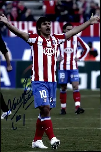 Foto Fußballspieler Sergio Agüero, Atletico Madrid, Autogramm