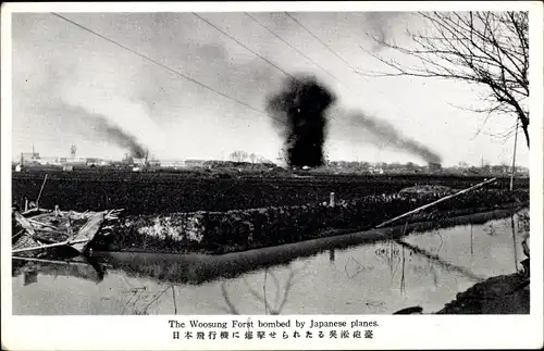Ak The Woosung Fort bombed by Japanese planes, Japanisch-Chinesischer Krieg