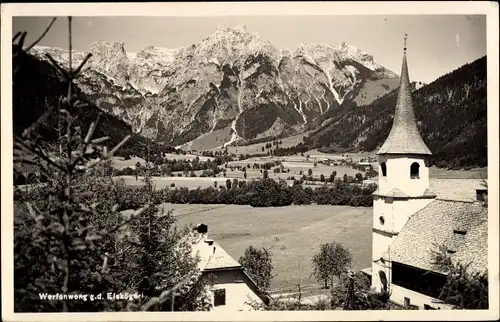 Ak Werfenweng in Salzburg, Teilansicht der Kirche, Landschaftsblick