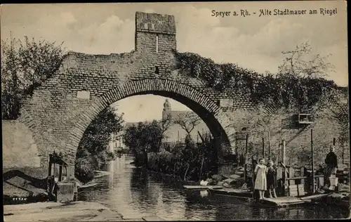 Ak Speyer am Rhein, alte Stadtmauer am Riegel