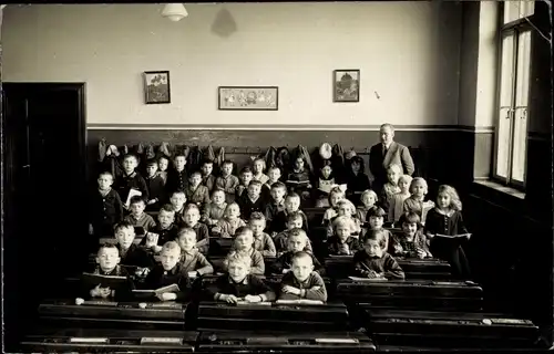 Foto Ak Wanne Eickel Herne im Ruhrgebiet, Kinder in der Schule, Unterricht, Lehrer, Schüler