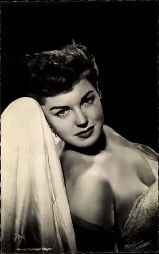 Ak Schauspielerin Esther Williams, Portrait
