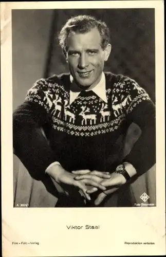 Ak Schauspieler Viktor Staal, Portrait, Pullover